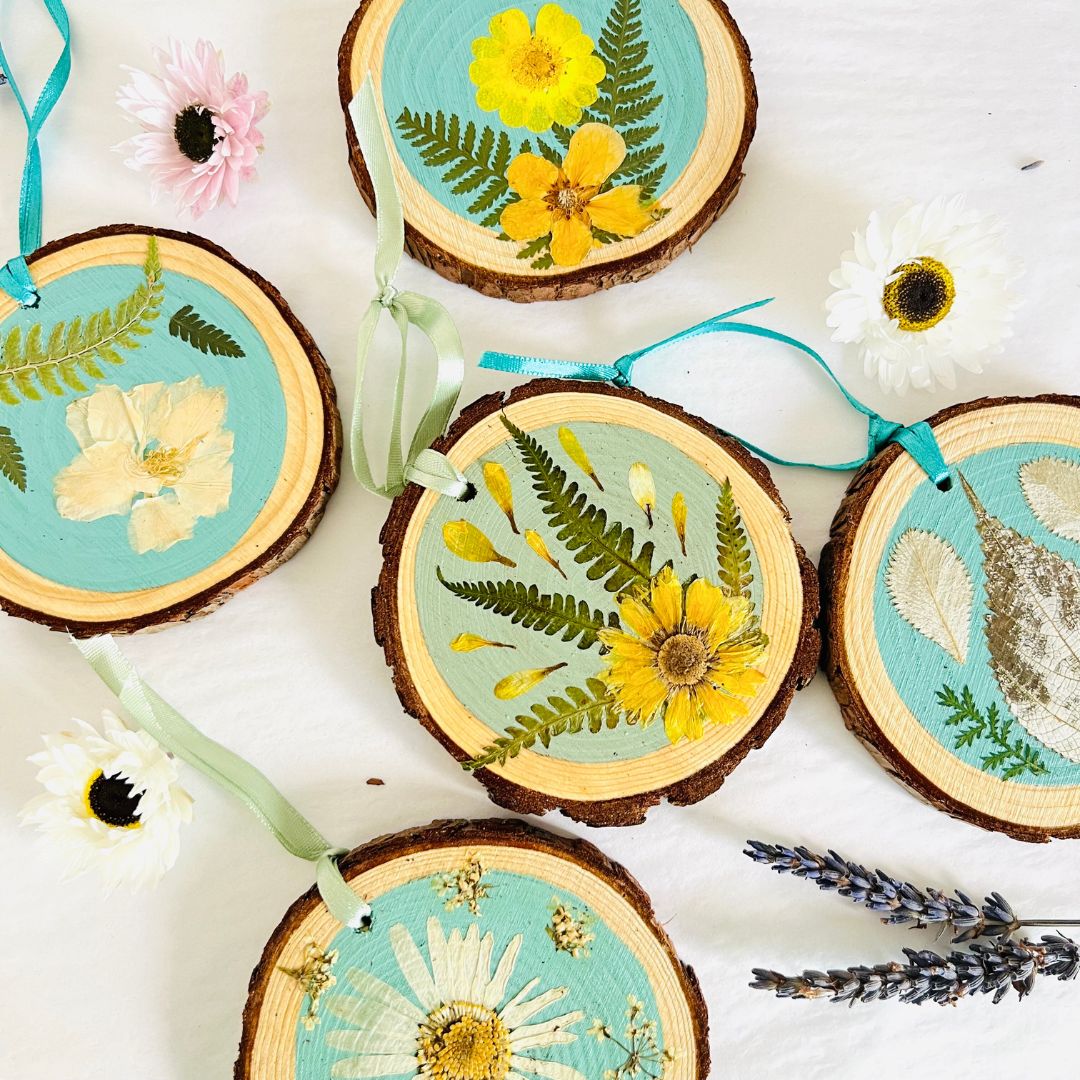 Pressed Flower Decoration
