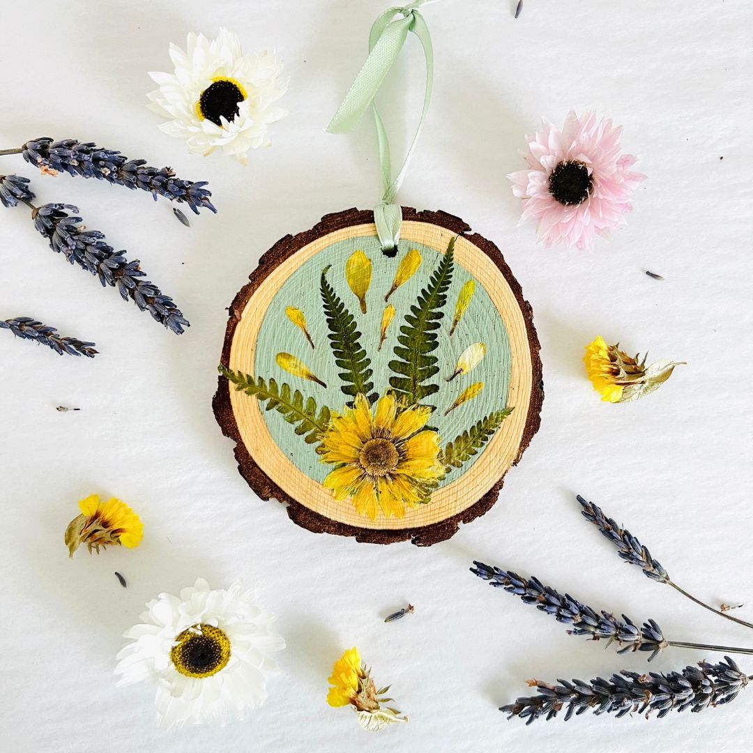 Pressed Flower Decoration
