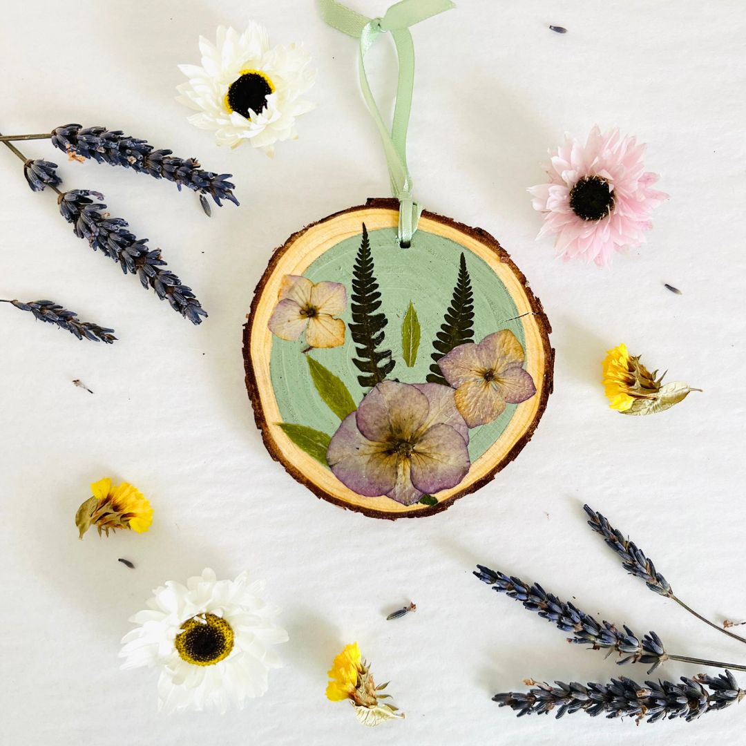 Pressed Flower Decoration