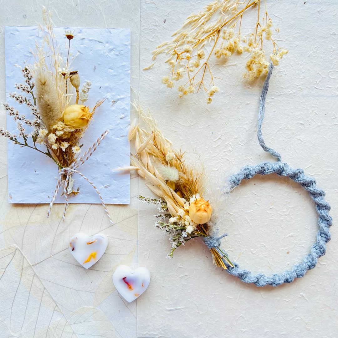 Slate Grey mini dried flower wreath Gift Box