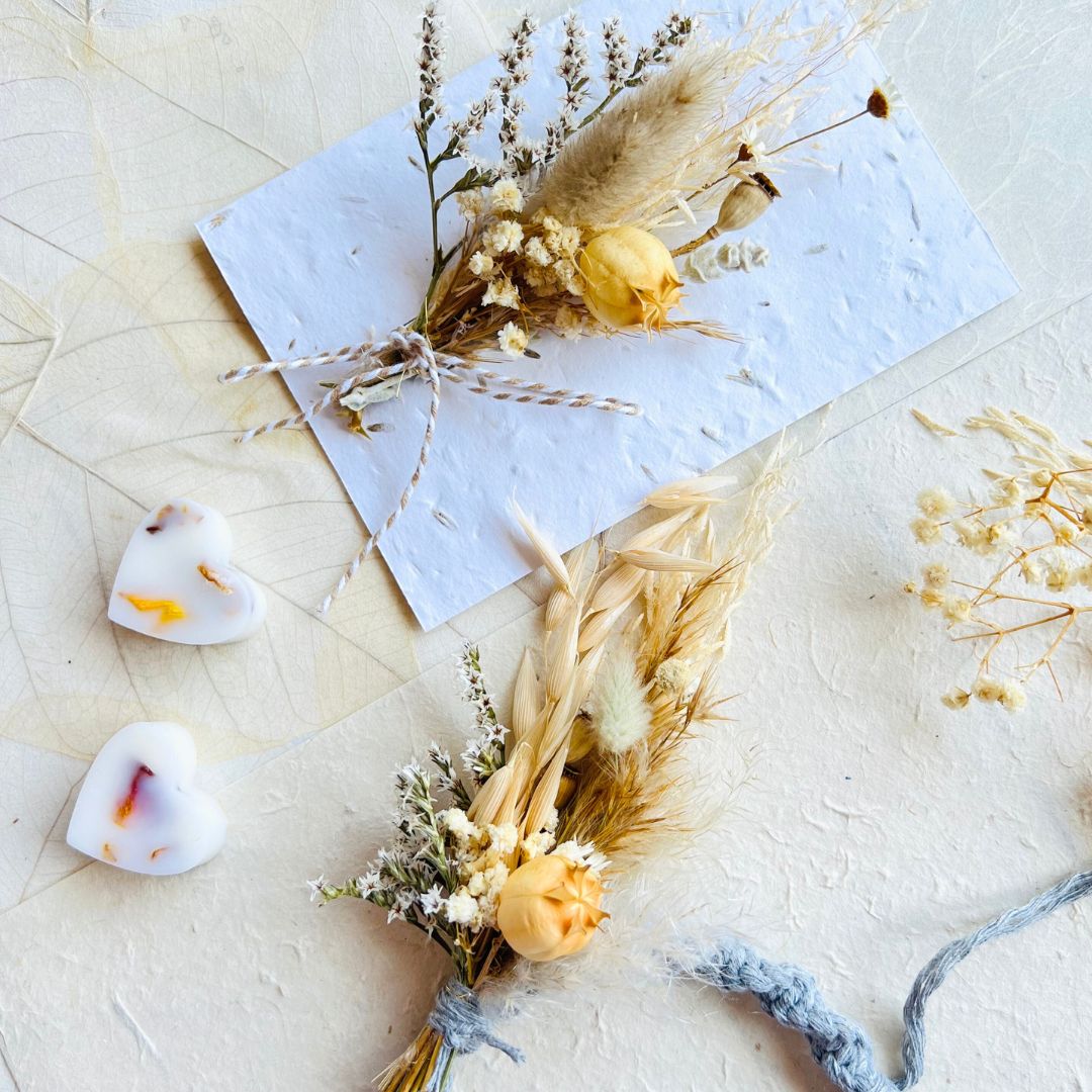 Slate Grey mini dried flower wreath Gift Box